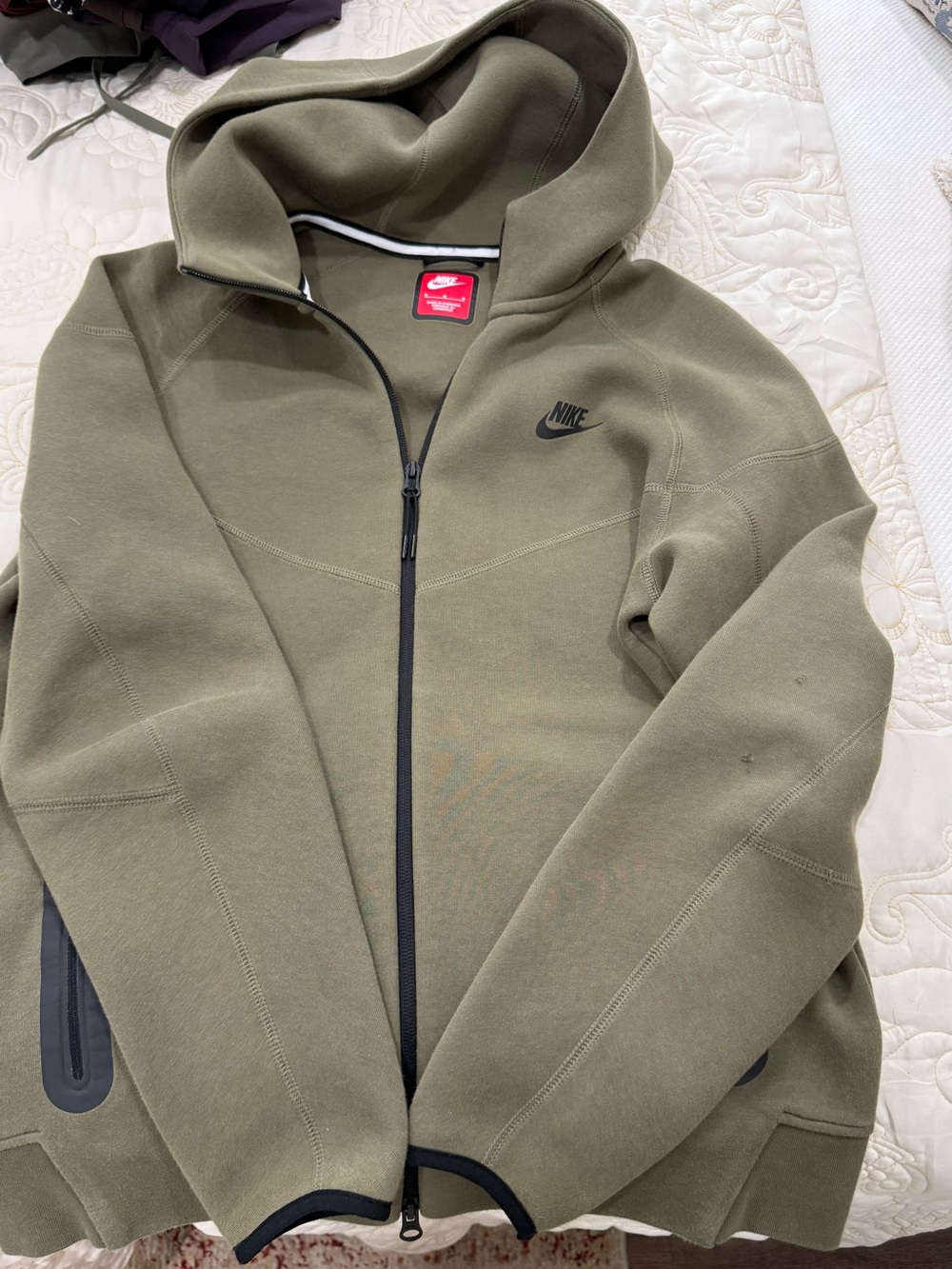 Nike Olive Green Full-Zip Performance Hoodie Jacket